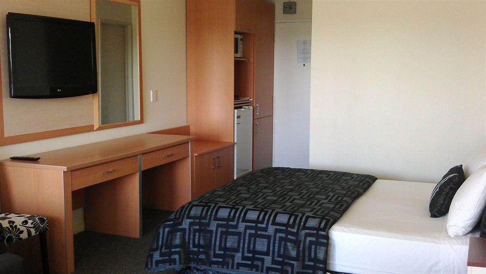 Auckland Airport Pacific Inn מראה חיצוני תמונה