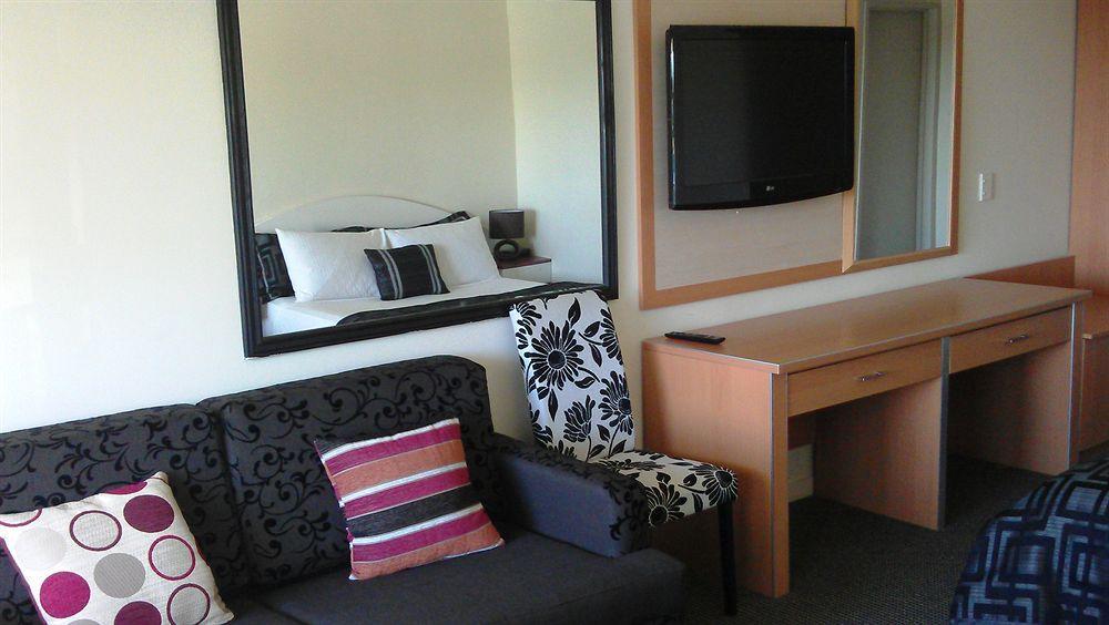 Auckland Airport Pacific Inn מראה חיצוני תמונה