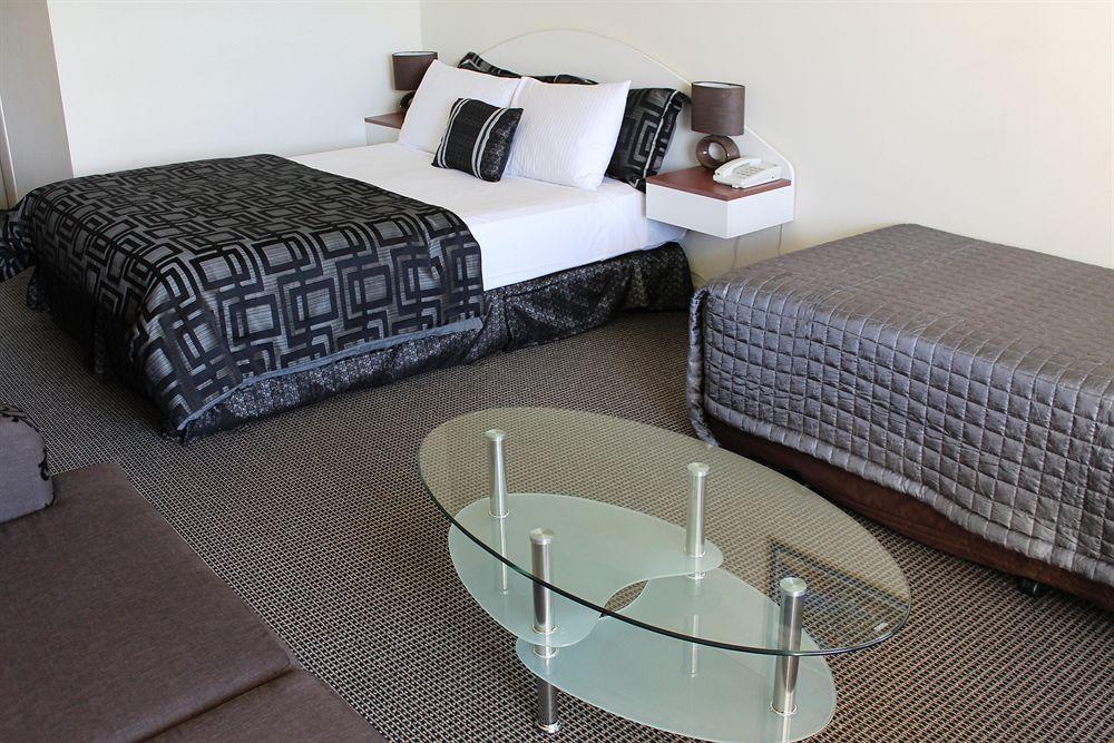 Auckland Airport Pacific Inn מראה חיצוני תמונה